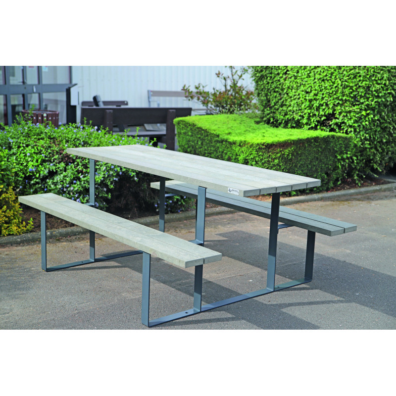 table extérieure recyclée Evok